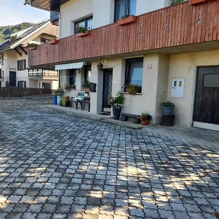 Apartment Katrin Zirovnica Exterior photo